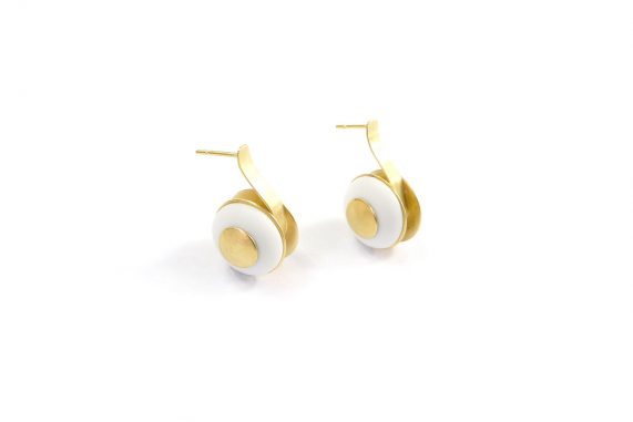 Earring_Voltage2_Porcelain_YG.750°°°